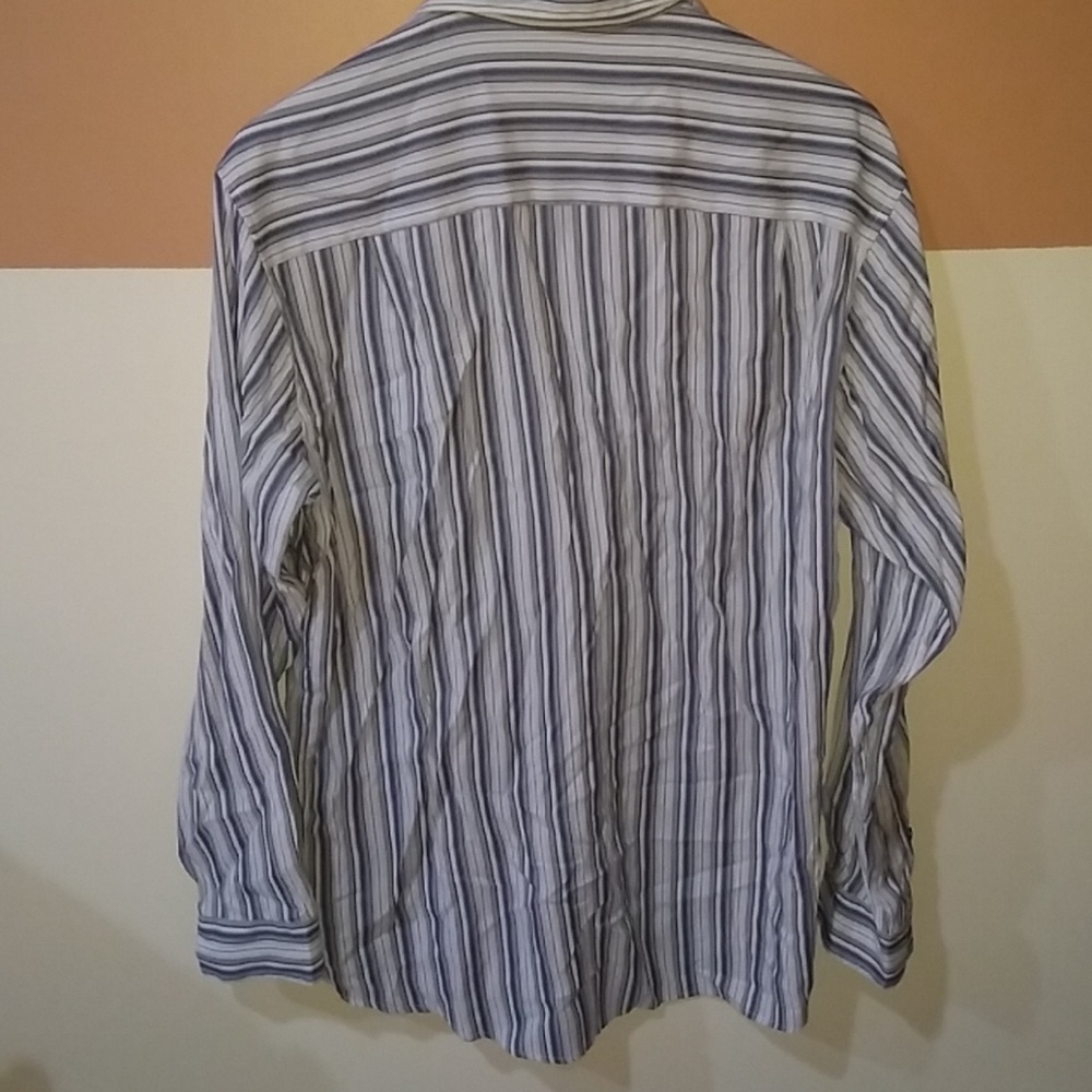Alfani Men's blue and white button up - Picture 2 of 7